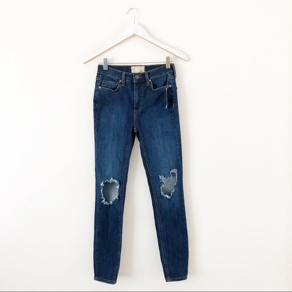 Free People Busted Knee Skinny Jeans - Picture 4 of 8